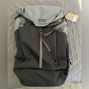 NWT Patagonia Altvia pack 36L